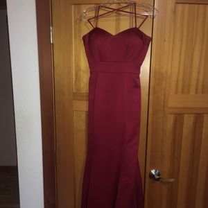 mermaid-style prom dress